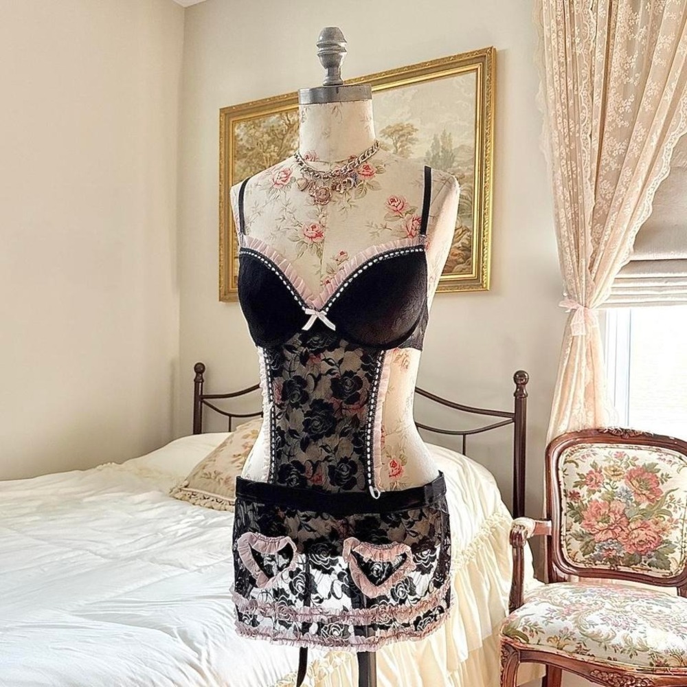 Black lace lingerie dress  Y2K black pink lace lingerie dress size medium